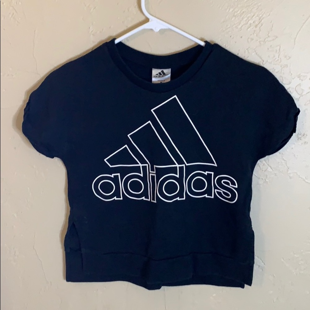 Adidas tee